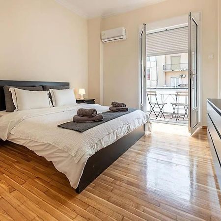 Kerameikos 2 Bedroom Apartment เอเธนส์ ภายนอก รูปภาพ